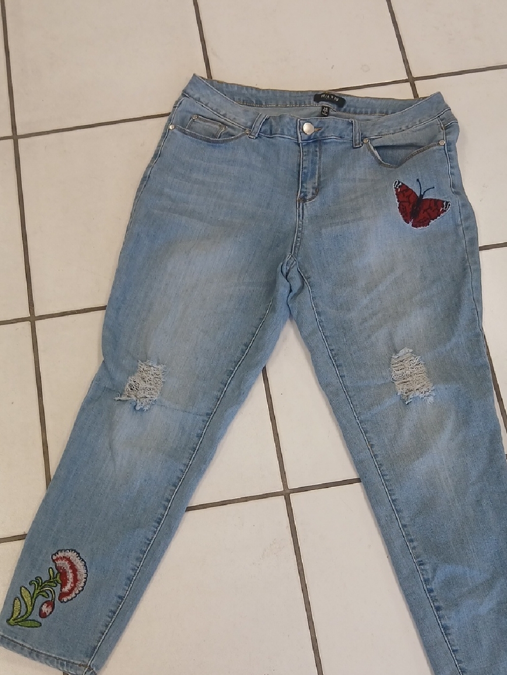 Distressed Lt Blue Women's Boyfriend  Ankle Jeans with Embroidered Butterfly
